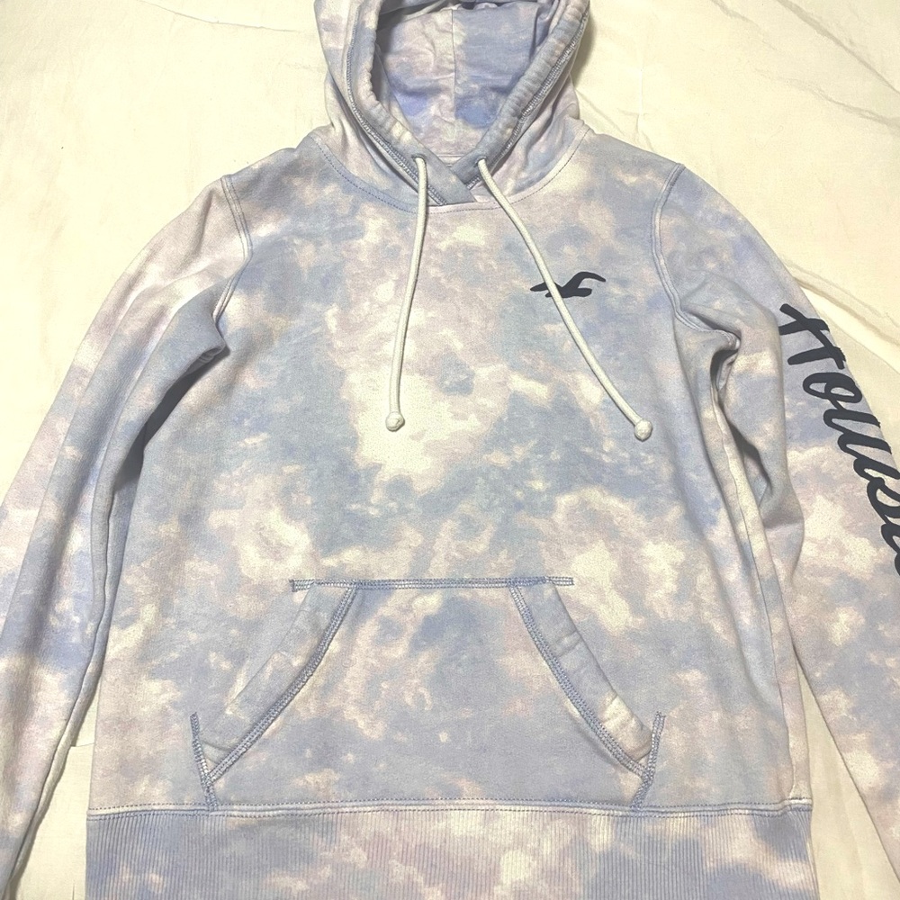 Hollister hoodie size XS